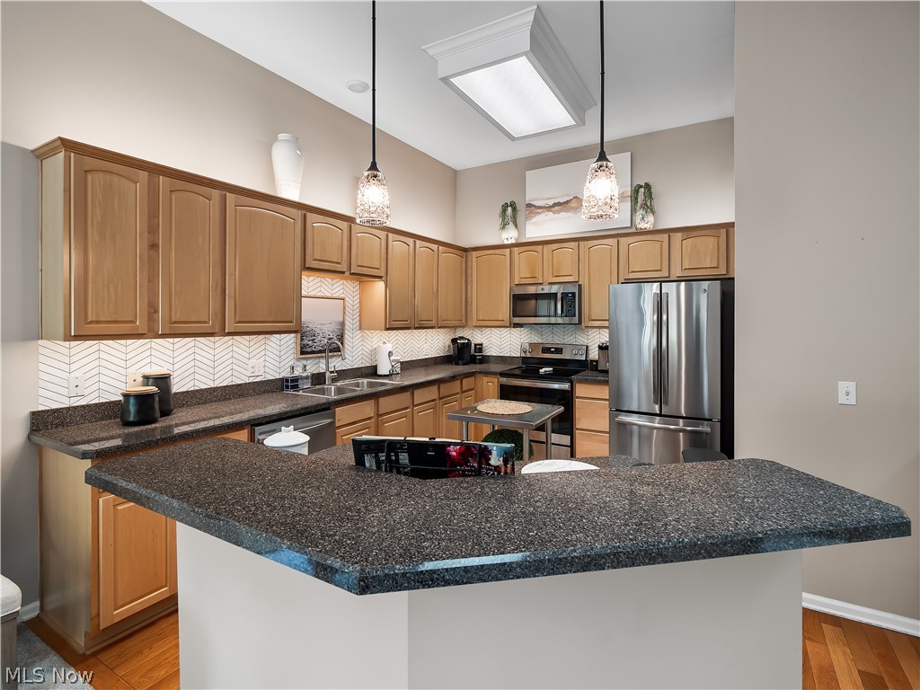 29395 Hummingbird Circle Westlake OH 44145
