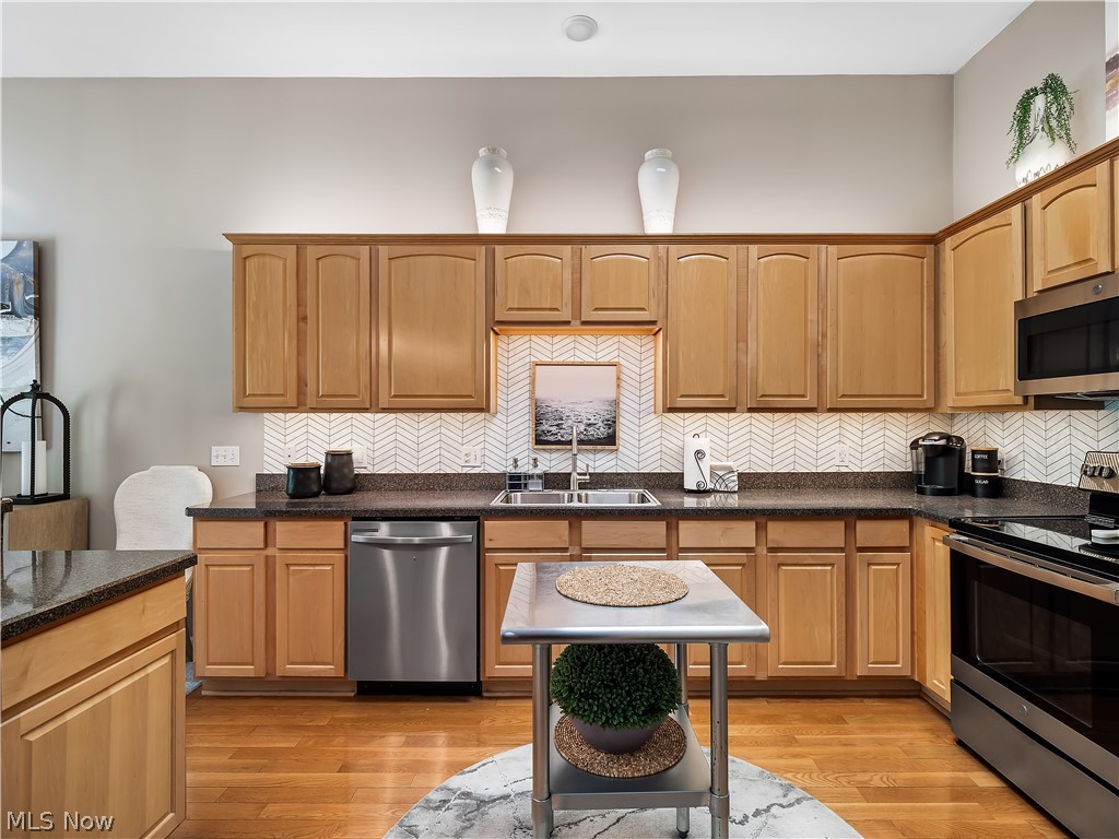 29395 Hummingbird Circle Westlake OH 44145