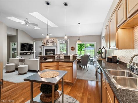 29395 Hummingbird Circle Westlake OH 44145