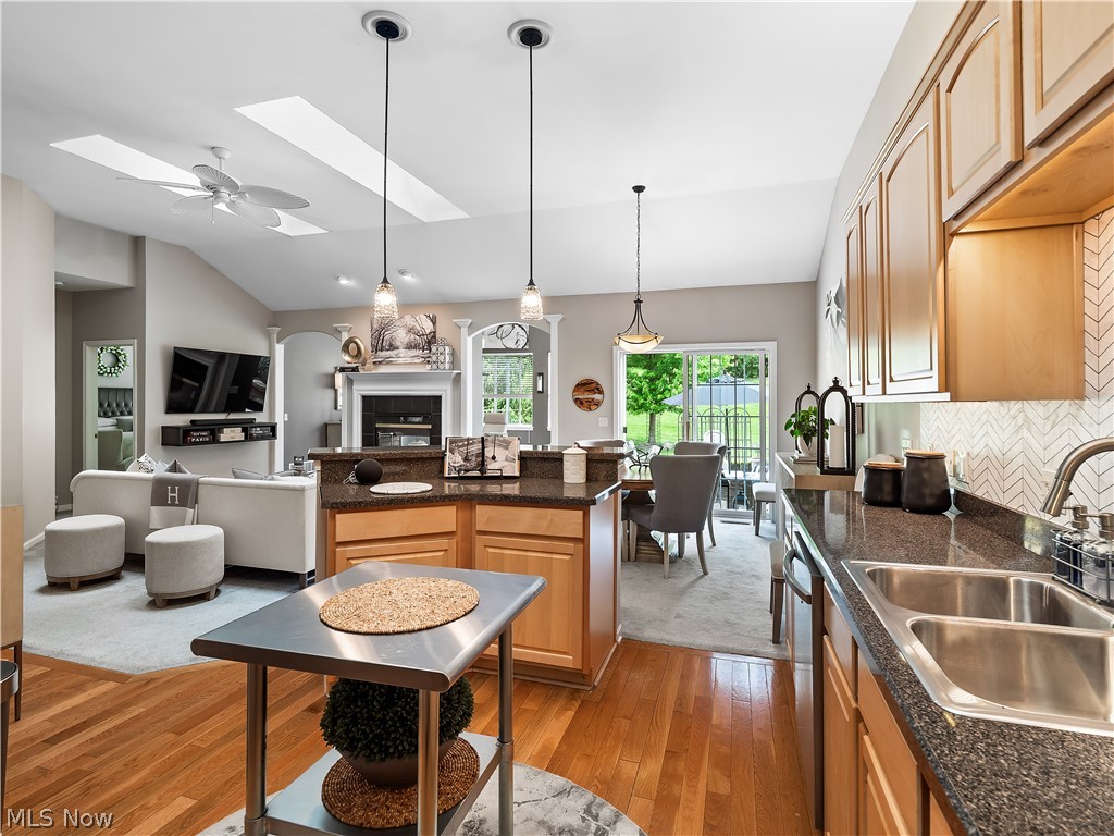29395 Hummingbird Circle Westlake OH 44145