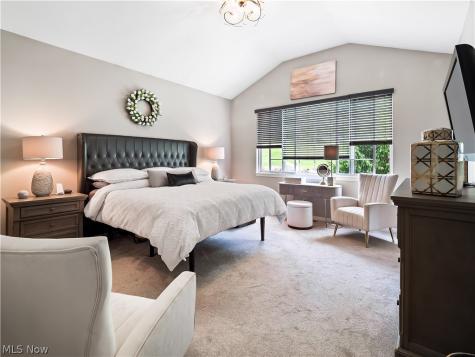 29395 Hummingbird Circle Westlake OH 44145