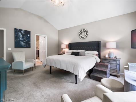 29395 Hummingbird Circle Westlake OH 44145