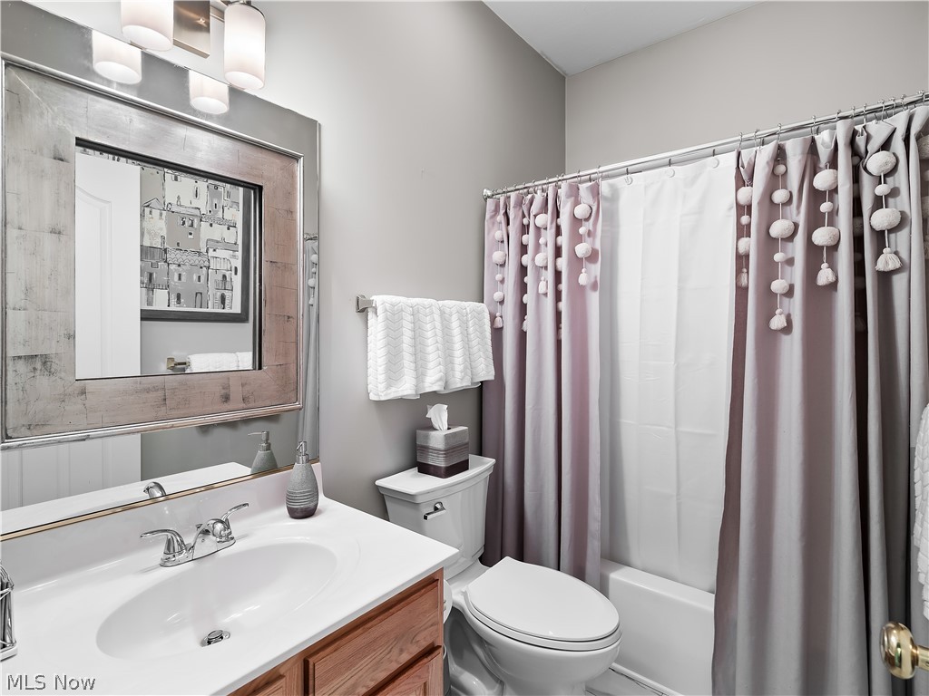 29395 Hummingbird Circle Westlake OH 44145