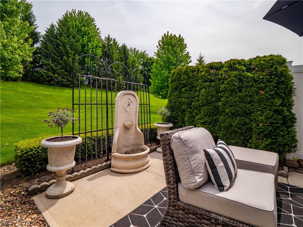 29395 Hummingbird Circle Westlake OH 44145