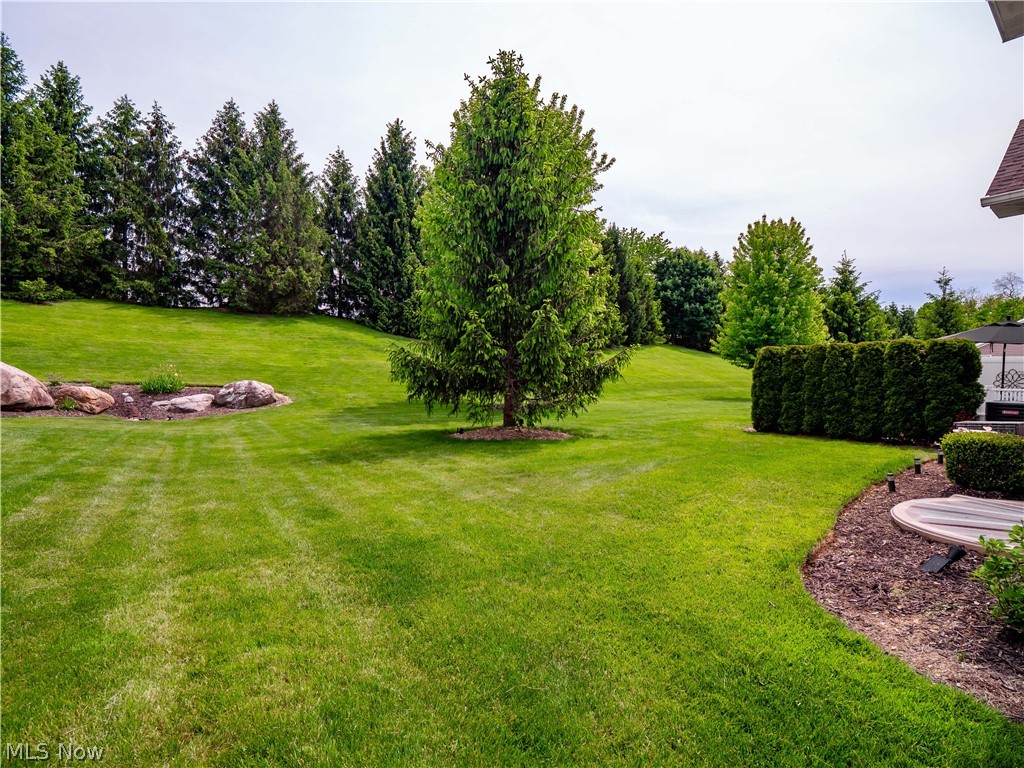 29395 Hummingbird Circle Westlake OH 44145