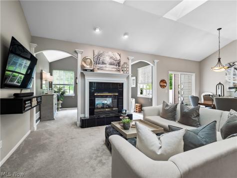 29395 Hummingbird Circle Westlake OH 44145
