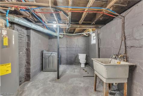 1296 W Wilbeth Road Akron OH 44314