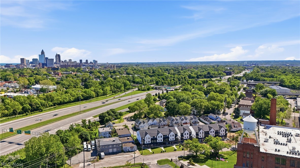 4720 Walworth Avenue Cleveland OH 44102