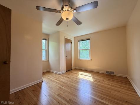 2267 Edgerton Road University Heights OH 44118