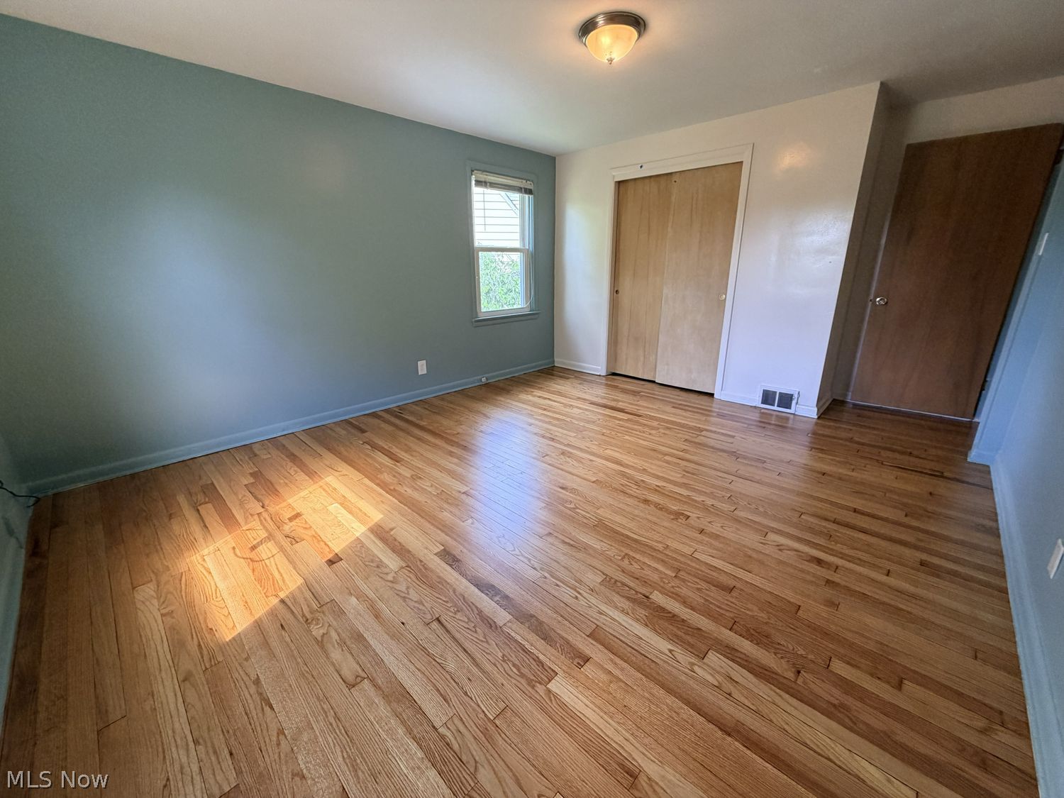 2267 Edgerton Road University Heights OH 44118