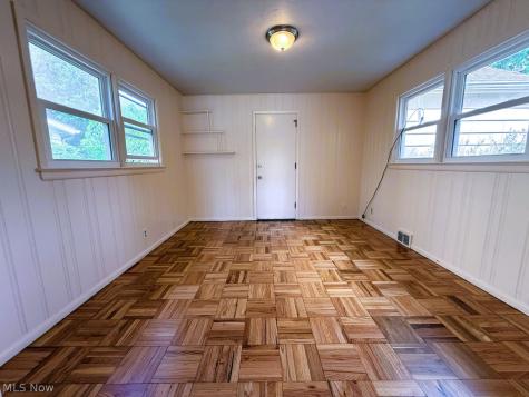 2267 Edgerton Road University Heights OH 44118