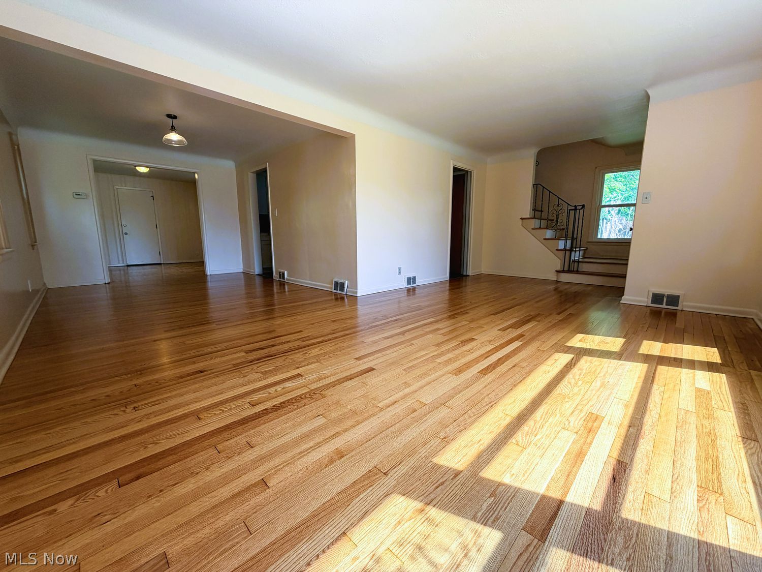2267 Edgerton Road University Heights OH 44118