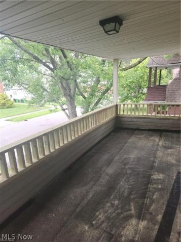 1483 Genesee Road South Euclid OH 44121