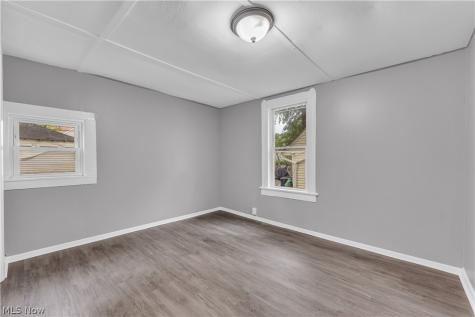 2050 W 83rd Street Cleveland OH 44102