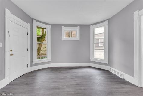 2050 W 83rd Street Cleveland OH 44102