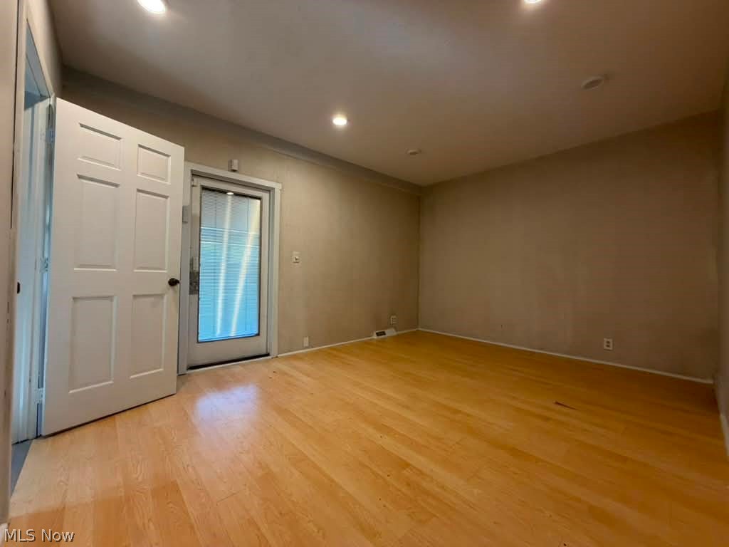 1288 E 168th Street Cleveland OH 44110