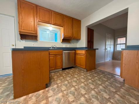 1288 E 168th Street Cleveland OH 44110