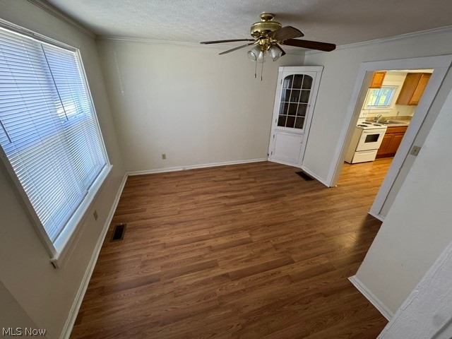 12835 Painesville Warren Road Leroy OH 44077