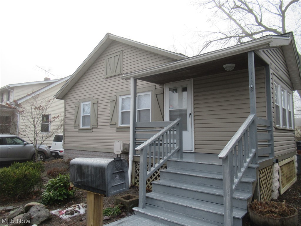 5112 Haverford Drive Lyndhurst OH 44124
