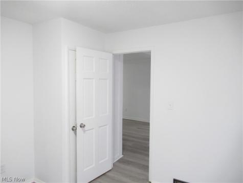 5112 Haverford Drive Lyndhurst OH 44124