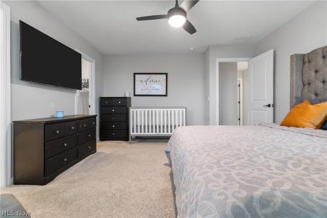 64 Brewster Drive Tallmadge OH 44278