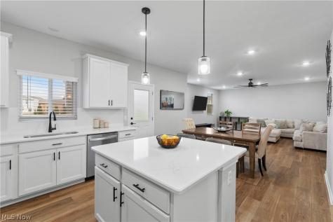 64 Brewster Drive Tallmadge OH 44278