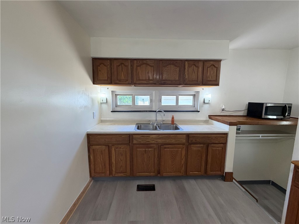 14316 Parkman Boulevard Brook Park OH 44142