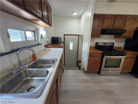 14316 Parkman Boulevard Brook Park OH 44142