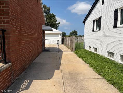 14316 Parkman Boulevard Brook Park OH 44142