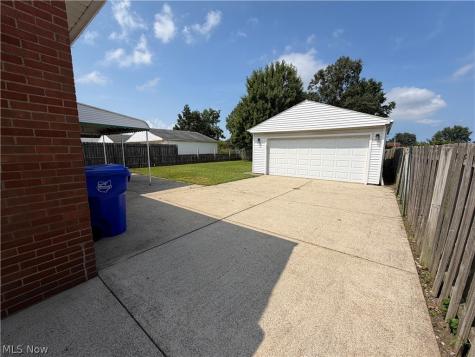 14316 Parkman Boulevard Brook Park OH 44142
