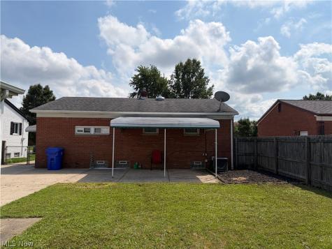14316 Parkman Boulevard Brook Park OH 44142