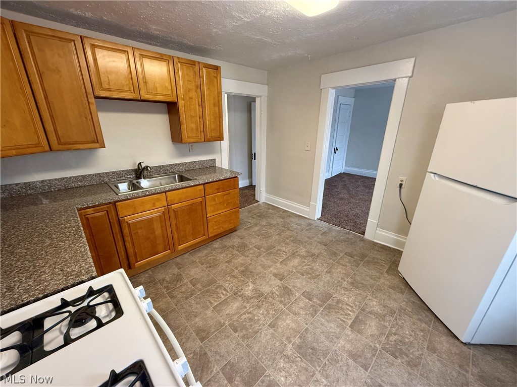 39 N Balch Street Akron OH 44303