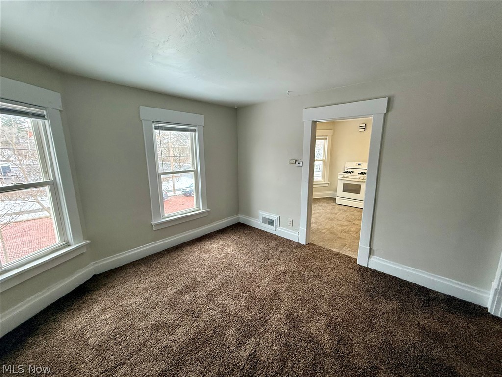 39 N Balch Street Akron OH 44303