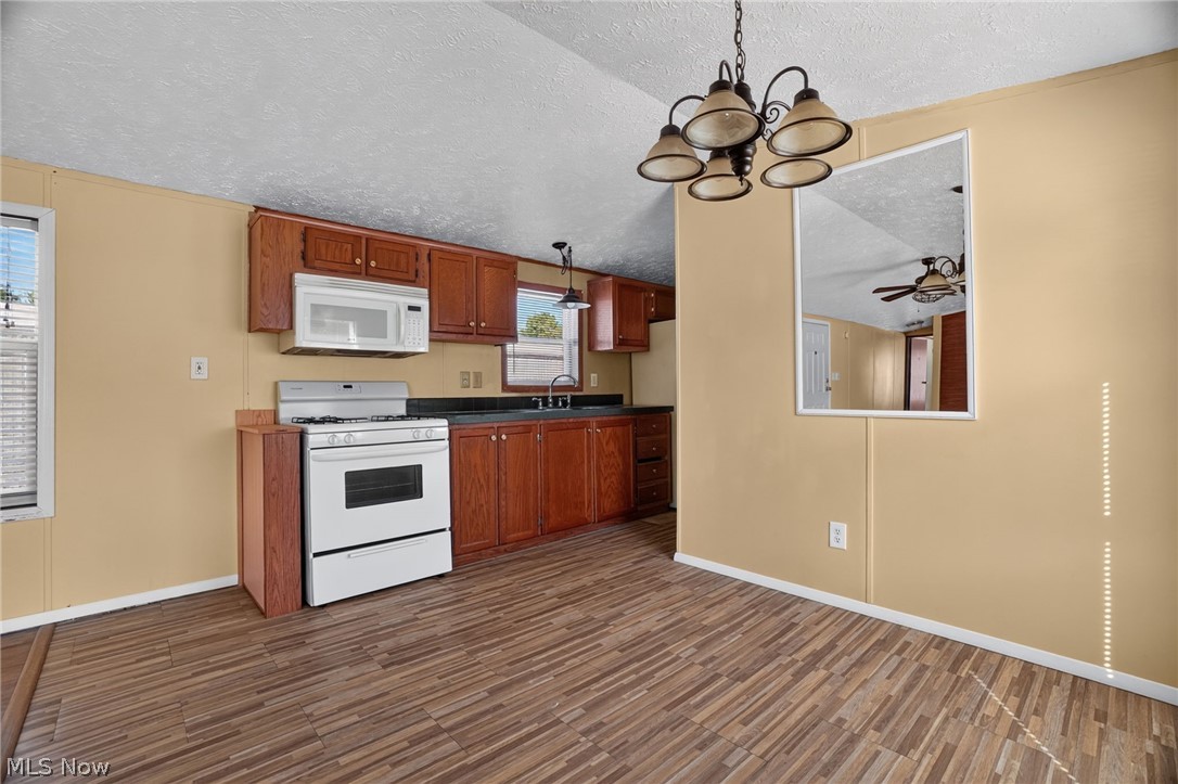 3583 Austin Geneva OH 44041