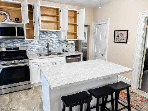 1855 W 58th Street Cleveland OH 44102