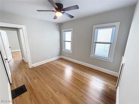 1307 Edanola Avenue Lakewood OH 44107