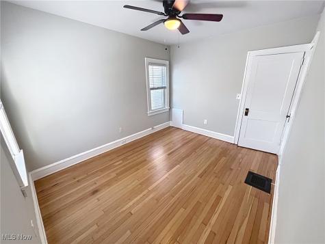 1307 Edanola Avenue Lakewood OH 44107