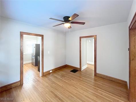 1307 Edanola Avenue Lakewood OH 44107