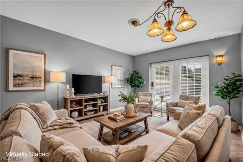 3678 Lynnfield Road Shaker Heights OH 44122