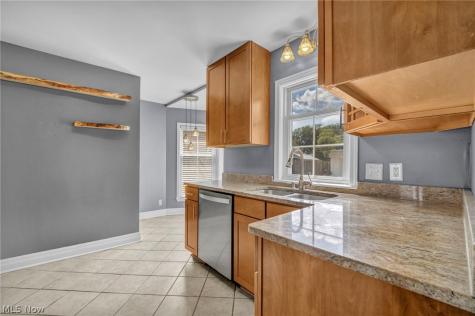3678 Lynnfield Road Shaker Heights OH 44122