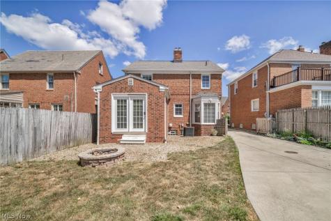 3678 Lynnfield Road Shaker Heights OH 44122