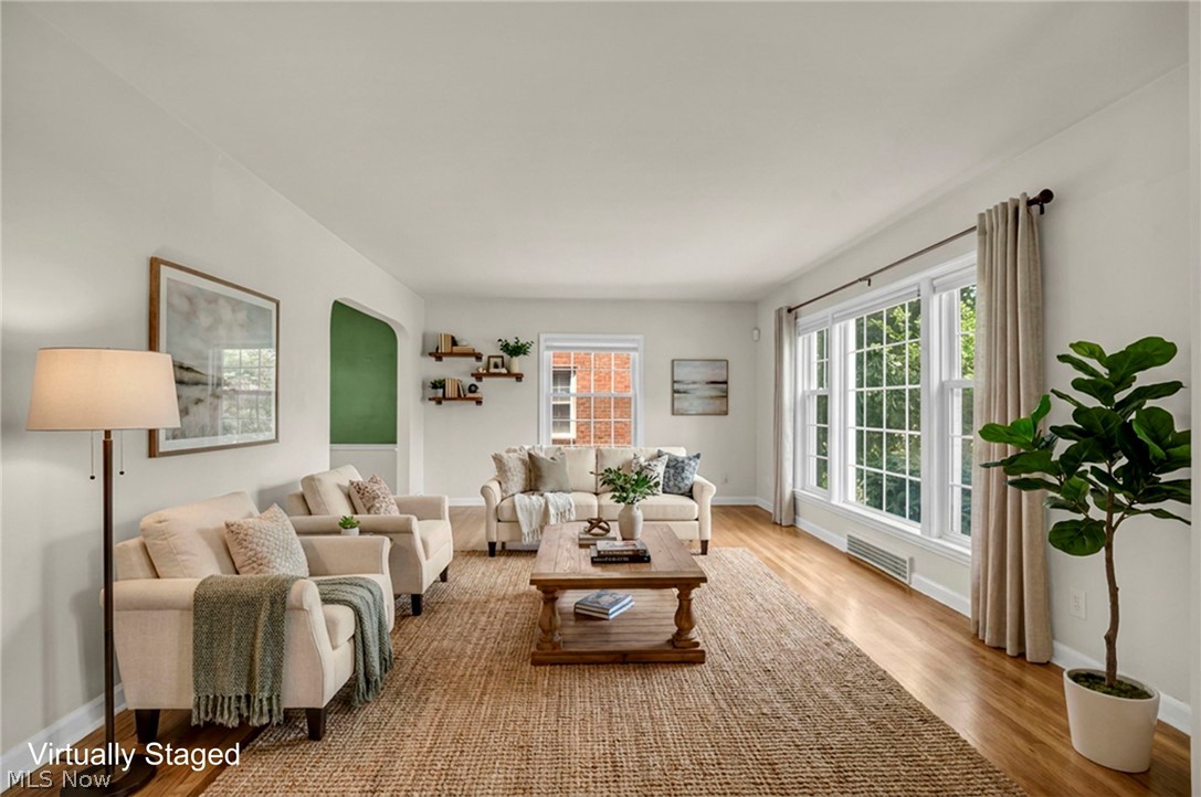 3678 Lynnfield Road Shaker Heights OH 44122