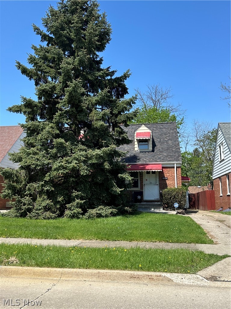 18413 Waterbury Avenue Maple Heights OH 44137
