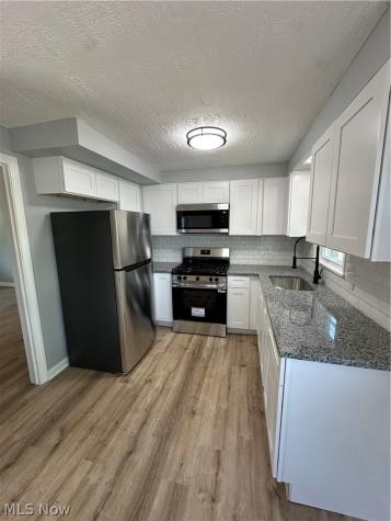 18413 Waterbury Avenue Maple Heights OH 44137