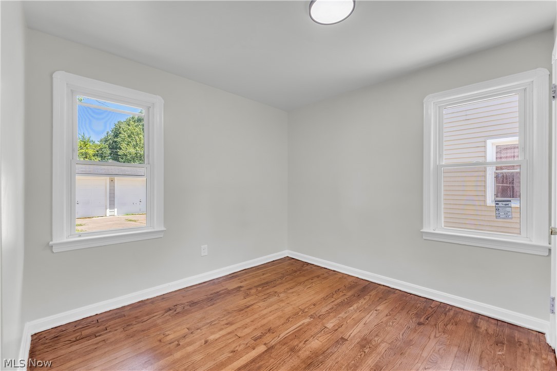 18405 Raymond Street Maple Heights OH 44137