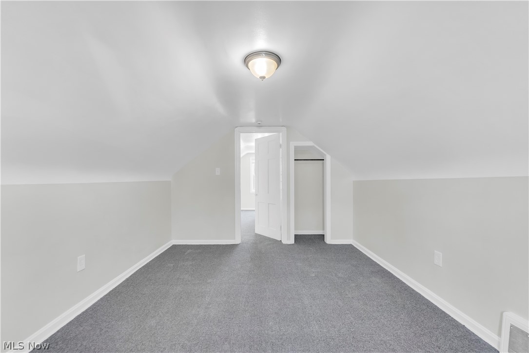 18405 Raymond Street Maple Heights OH 44137