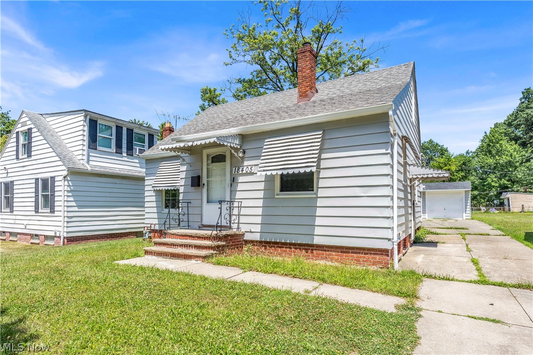 18405 Raymond Street Maple Heights OH 44137