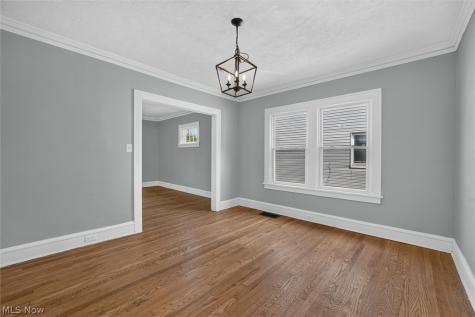 2017 Goodnor Road Cleveland Heights OH 44118