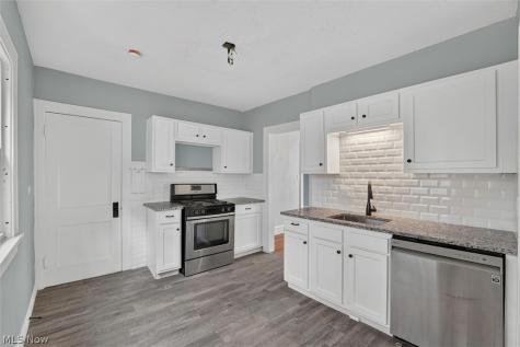 2017 Goodnor Road Cleveland Heights OH 44118
