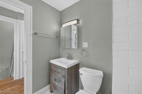 2017 Goodnor Road Cleveland Heights OH 44118